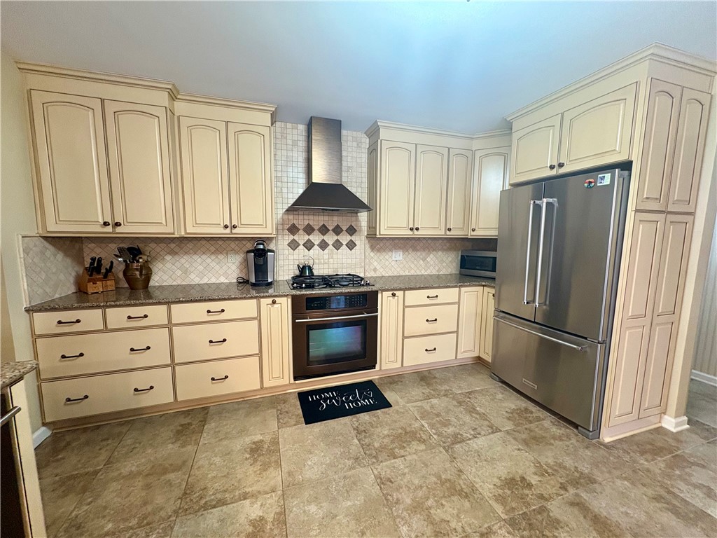 15 Shingle Mill Road Irondequoit, NY 14609 - Photo 4 of 47