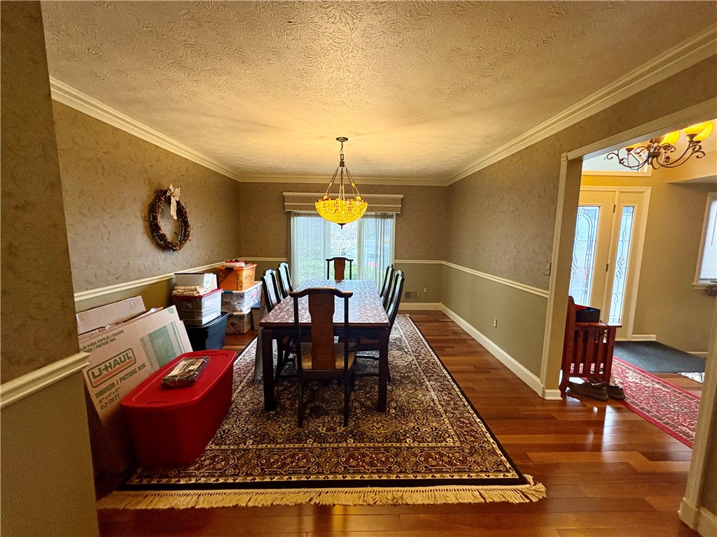 15 Shingle Mill Road Irondequoit, NY 14609 - Photo 8 of 47