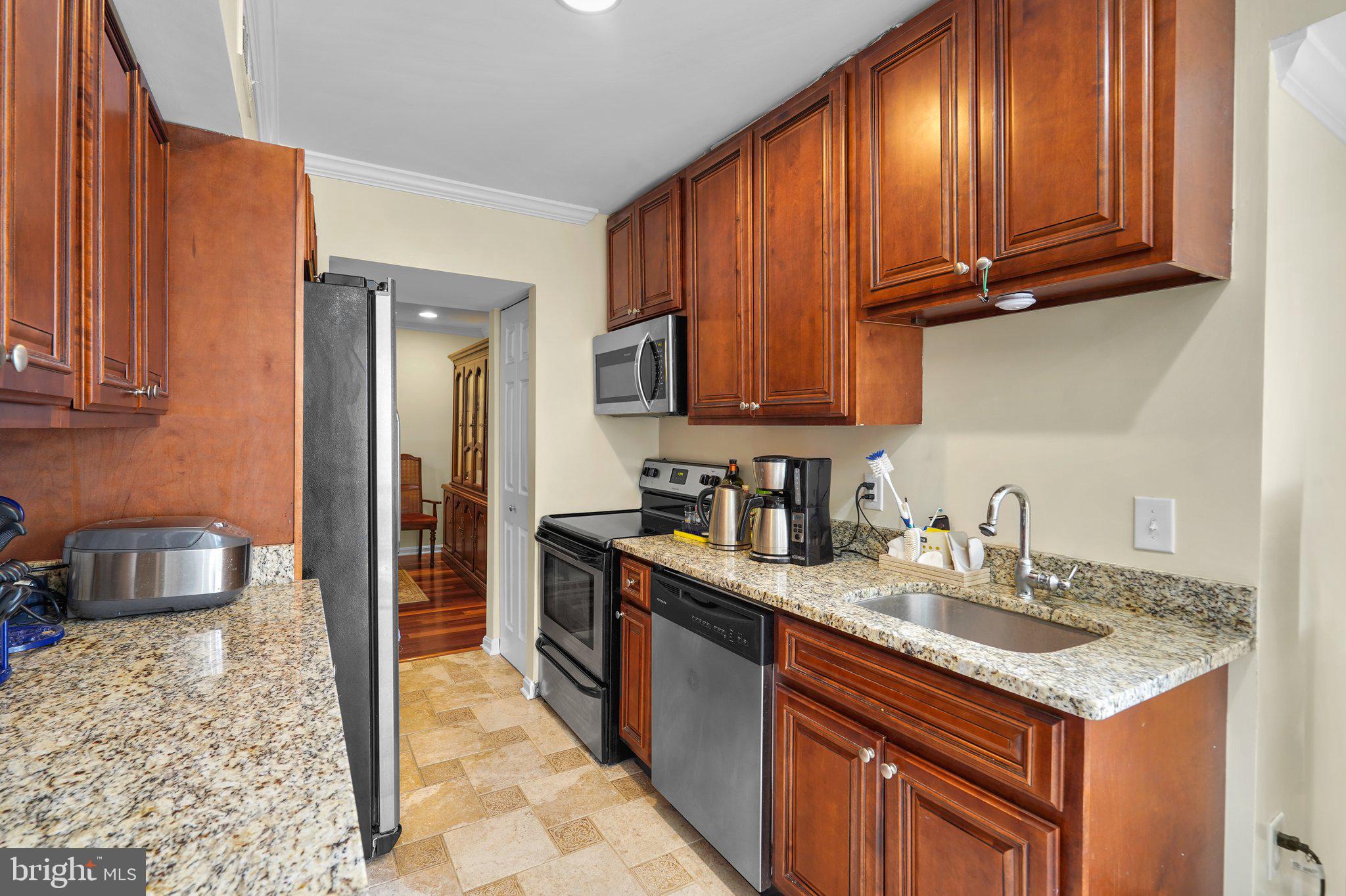 8015 Mandan Road, Unit 304 Greenbelt, MD 20770 - Photo 7 of 11