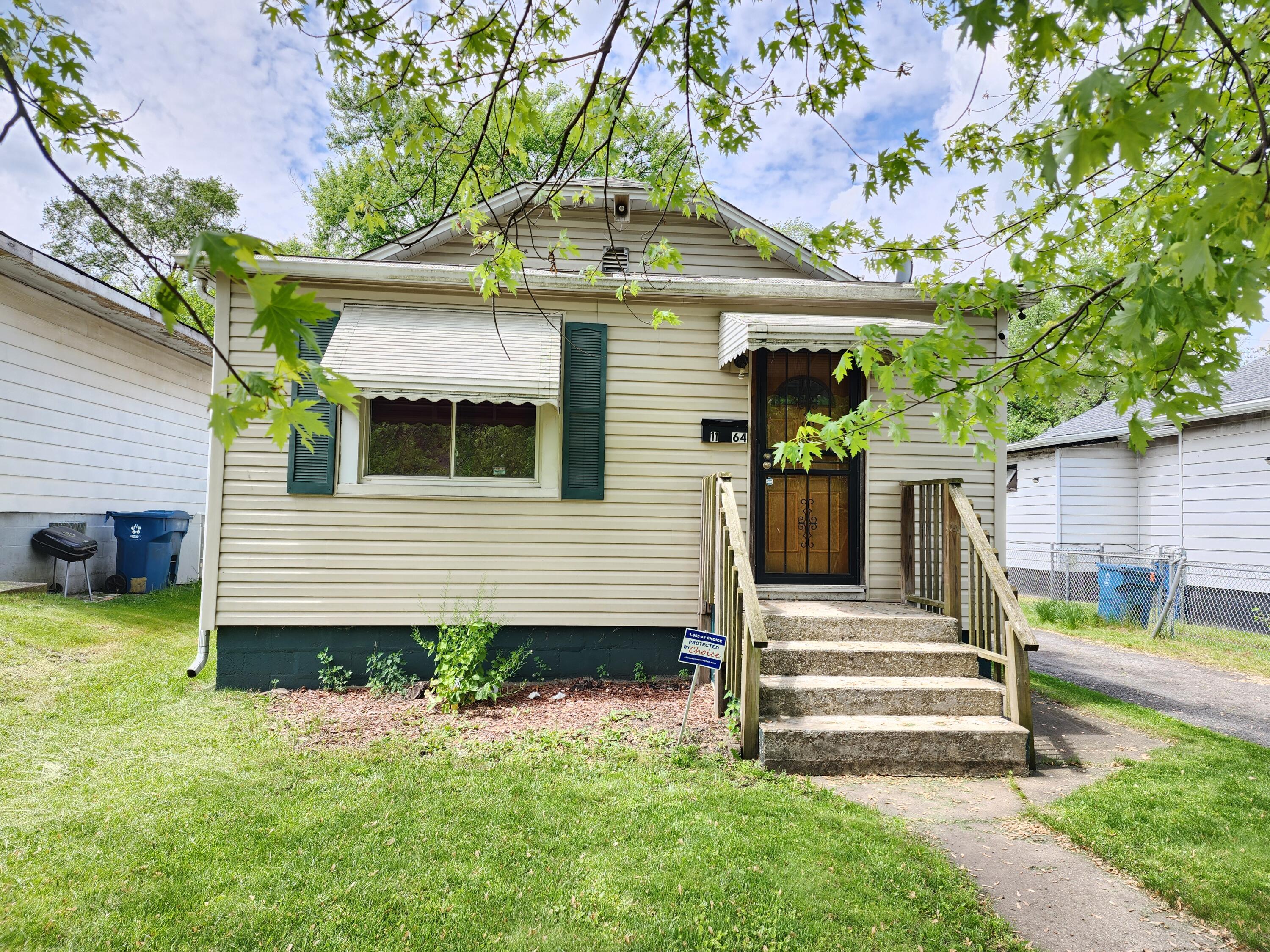 1164 Ralston Street Gary, IN 46406 - Photo 4 of 11 3000x2250