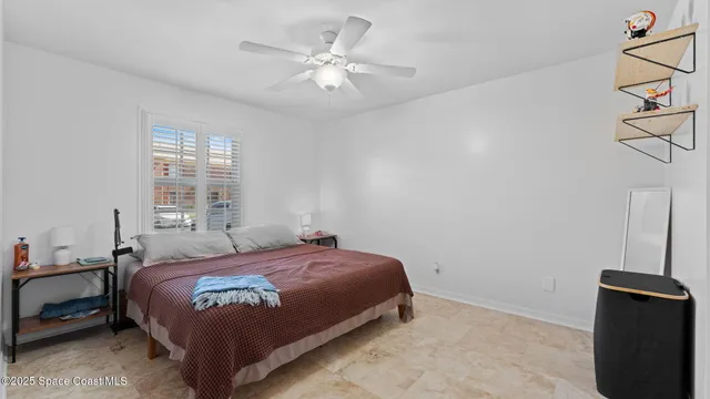 $189,900 | 913 South Colonial Court, Unit B, Indian Harbour Beach, FL 32937