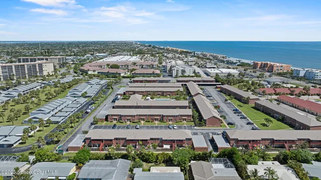 $189,900 | 913 South Colonial Court, Unit B, Indian Harbour Beach, FL 32937