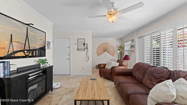 $189,900 | 913 South Colonial Court, Unit B, Indian Harbour Beach, FL 32937