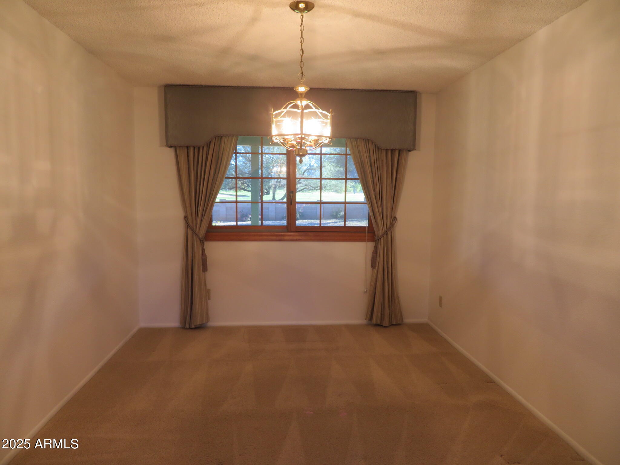 3720 Greenbrier Road Sierra Vista, AZ 85650 - Photo 12 of 30 a view of empty room with window