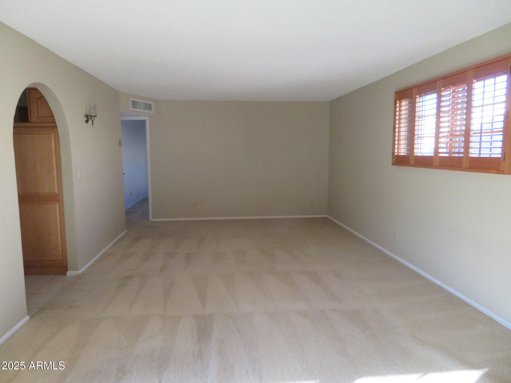 3720 Greenbrier Road Sierra Vista, AZ 85650 - Photo 7 of 30 an empty room with windows