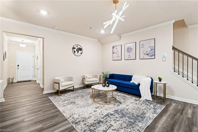 $1,995 | 847 Falls Grove Trail, High Point, NC 27265