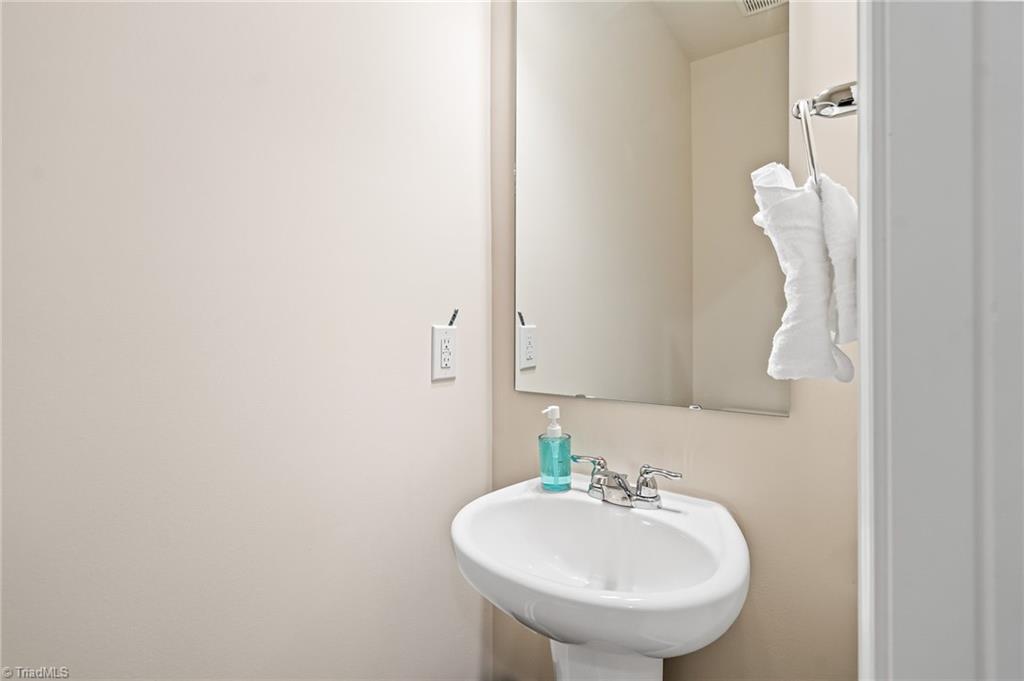 847 Falls Grove Trail High Point, NC 27265 - Photo 22 of 43