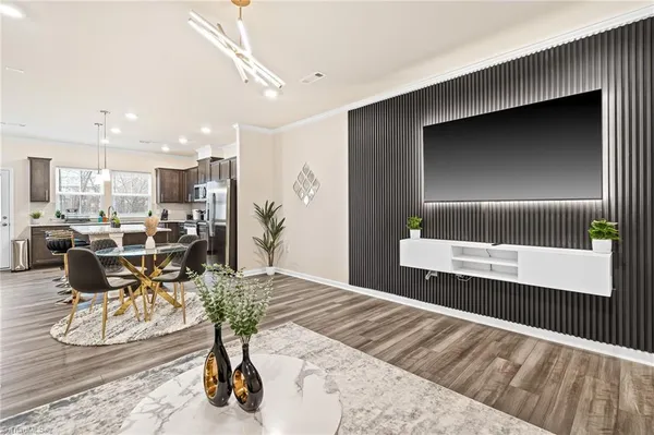 $1,795 | 847 Falls Grove Trail, High Point, NC 27265