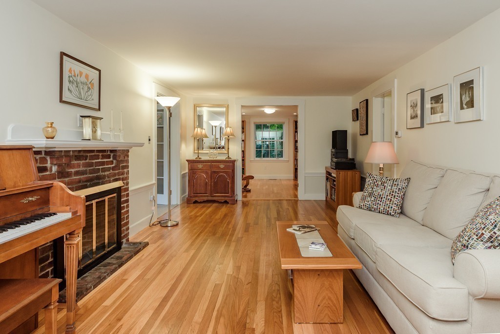 123 Blake Road Lexington, MA 02420 - Photo 9 of 30