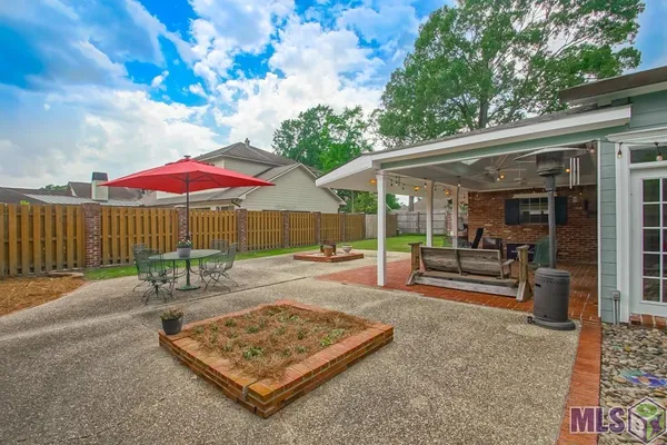 $624,900 | 9302 Hilltrace Avenue, Baton Rouge, LA 70809