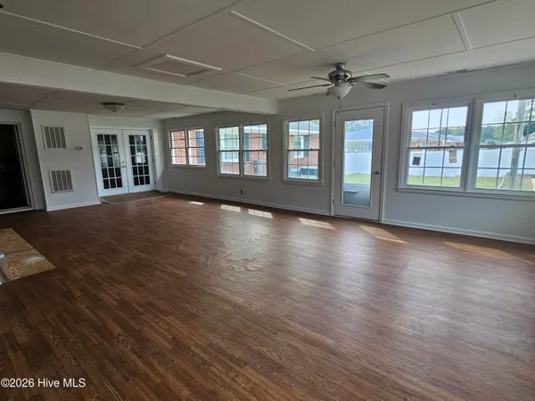 $298,000 | 309 Fairfax Street, Clinton, NC 28328
