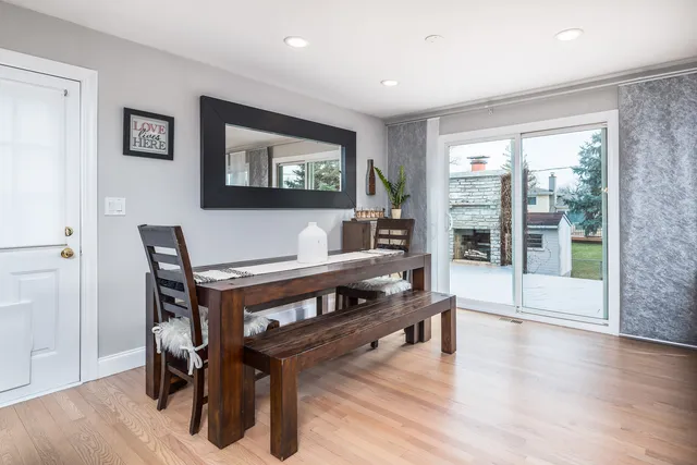 $3,500 | 2407 North Lafayette Street, Arlington Heights, IL 60004