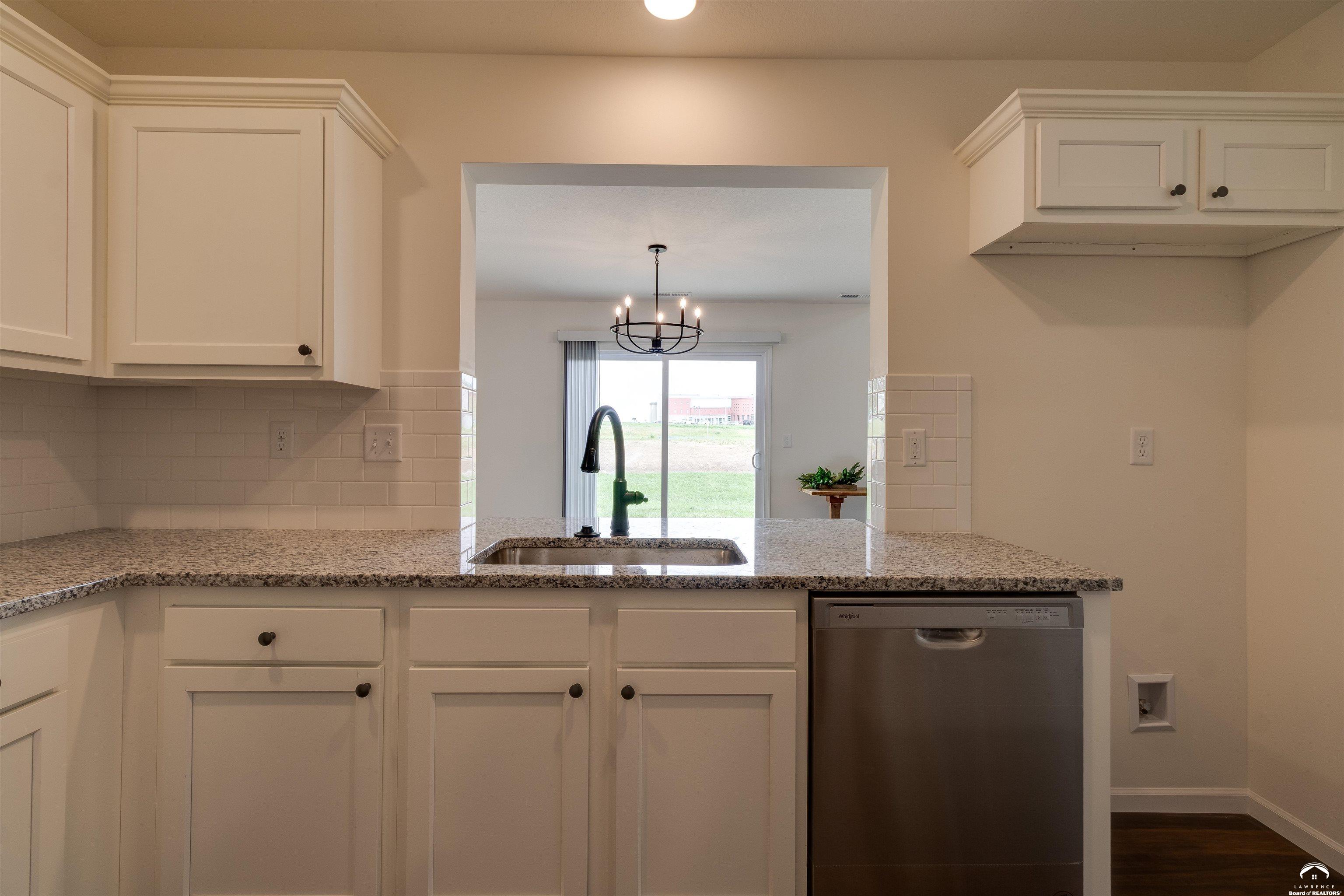 2510 Marcia Lane Lawrence, KS 66046 - Photo 14 of 35