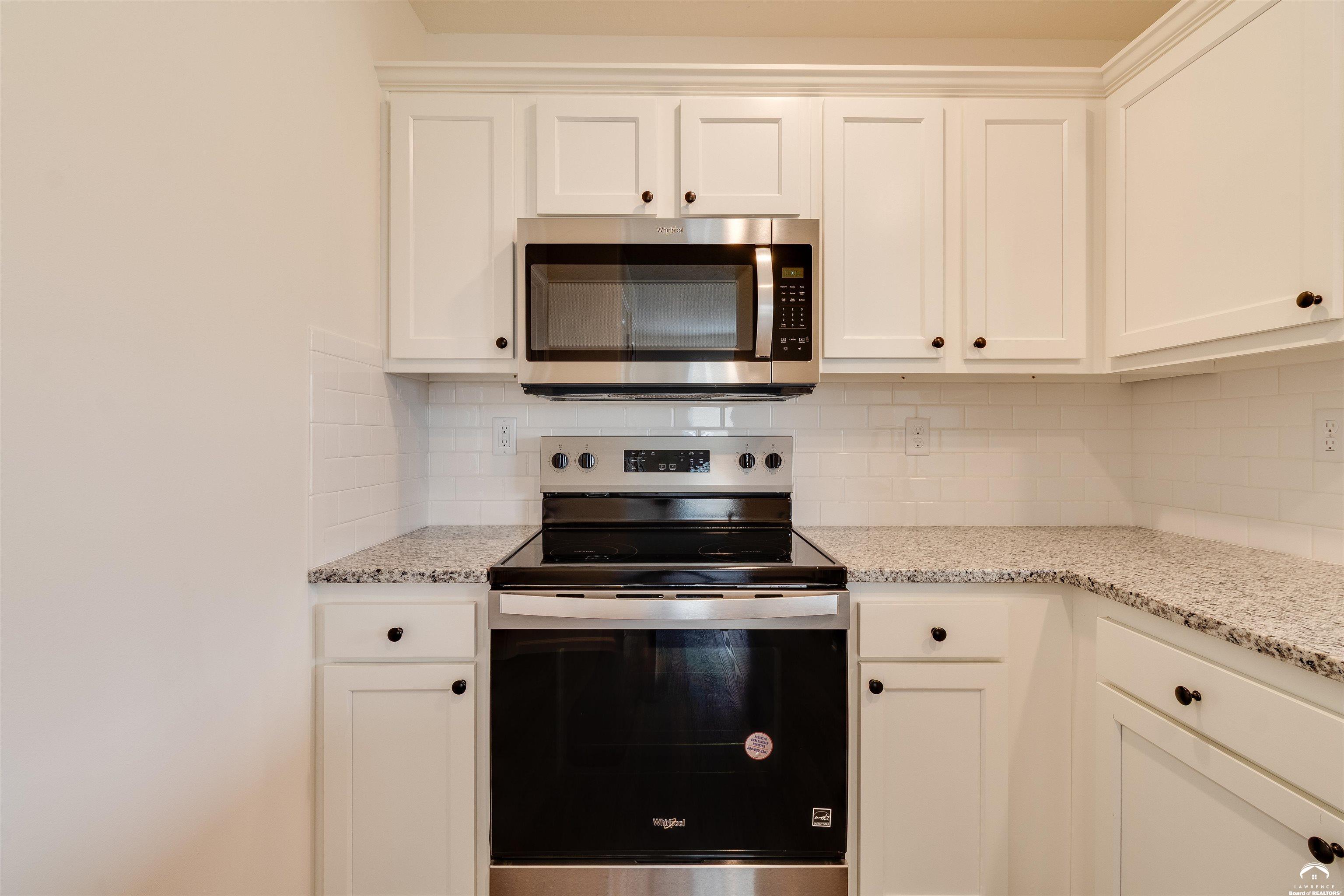 2510 Marcia Lane Lawrence, KS 66046 - Photo 16 of 35