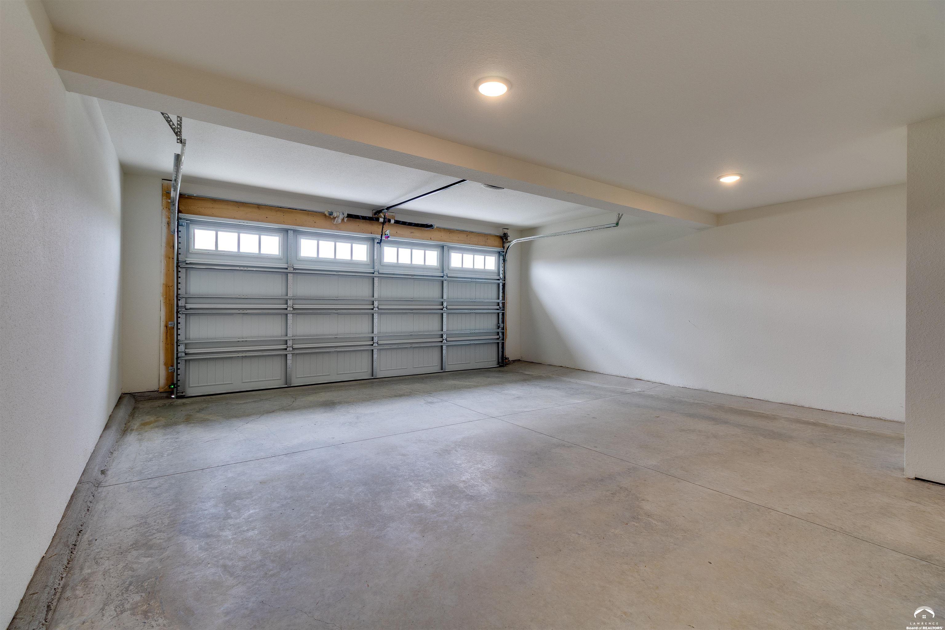 2510 Marcia Lane Lawrence, KS 66046 - Photo 32 of 35