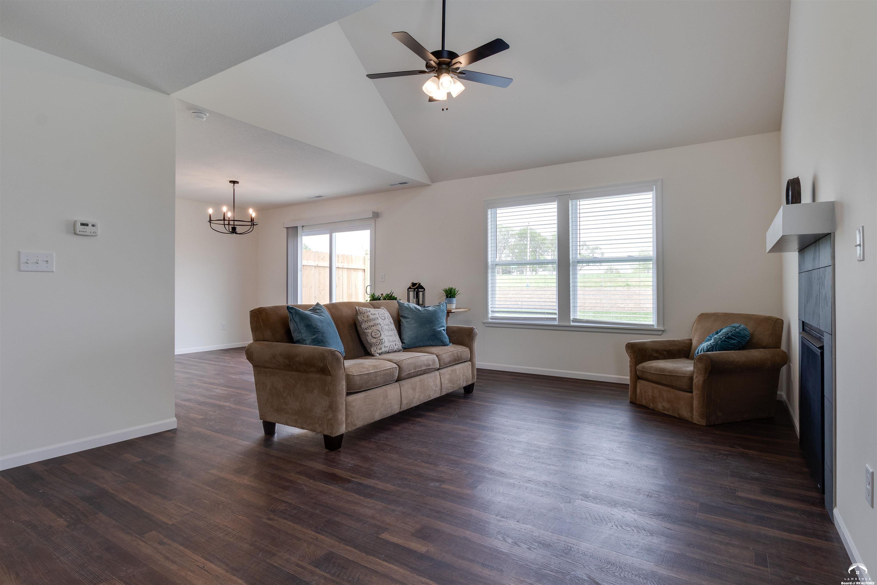 2510 Marcia Lane Lawrence, KS 66046 - Photo 4 of 35