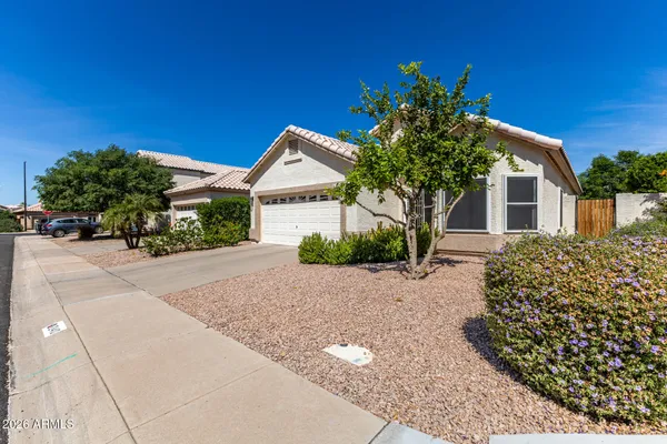 $537,500 | 240 West Ensueno Street, Gilbert, AZ 85233