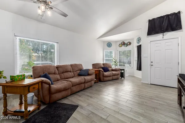 $537,500 | 240 West Ensueno Street, Gilbert, AZ 85233