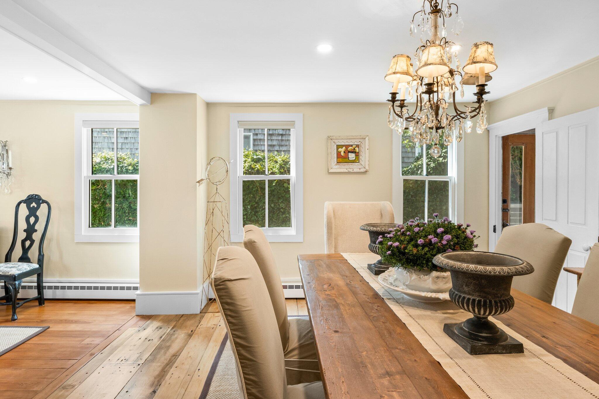 592 Commercial Street Provincetown, MA 02657 - Photo 14 of 72 14-web-or-mls-592-commercial-st