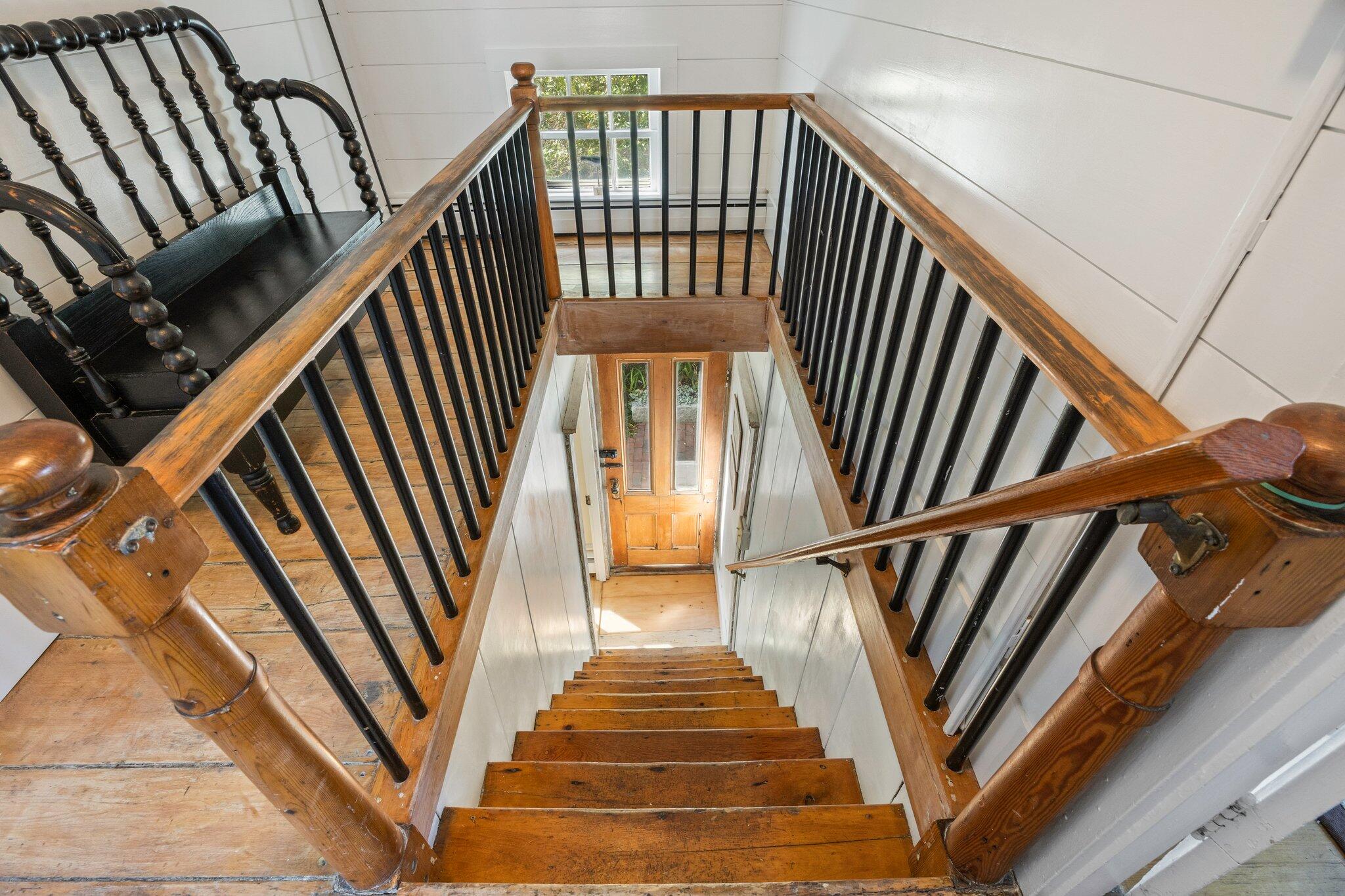 592 Commercial Street Provincetown, MA 02657 - Photo 24 of 72 38-web-or-mls-592-commercial-st