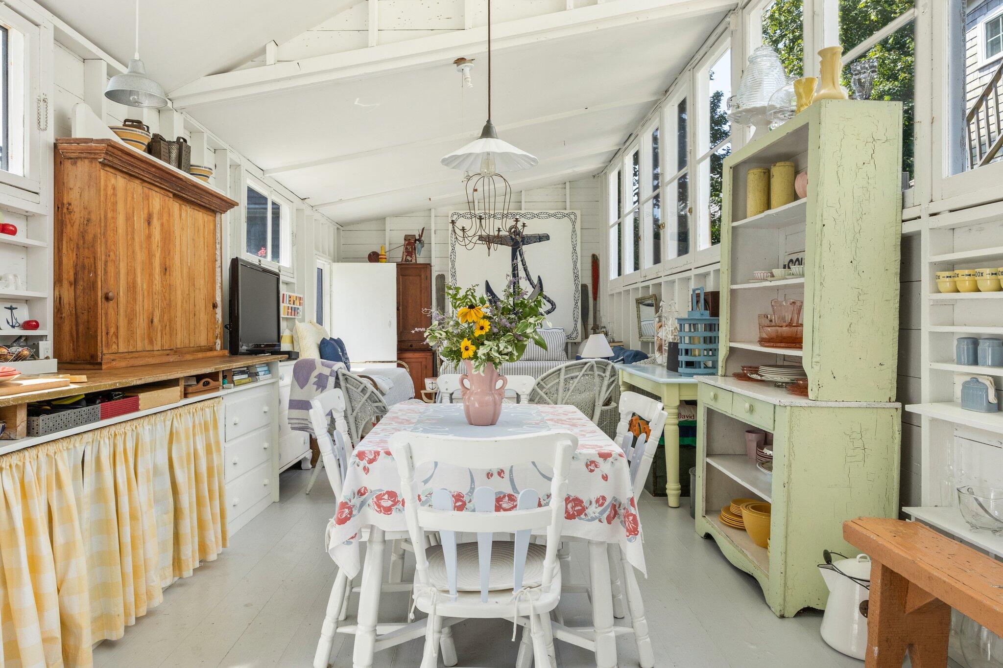 592 Commercial Street Provincetown, MA 02657 - Photo 45 of 72 44-web-or-mls-592-commercial-st
