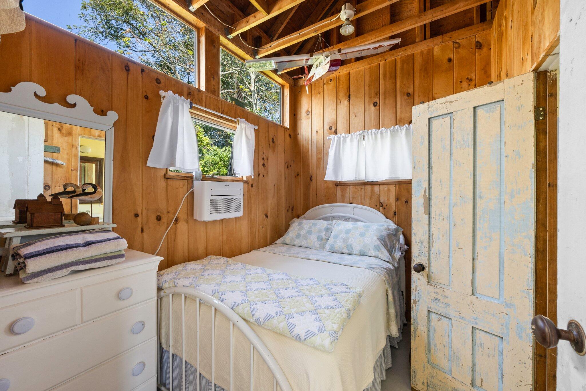 592 Commercial Street Provincetown, MA 02657 - Photo 46 of 72 45-web-or-mls-592-commercial-st