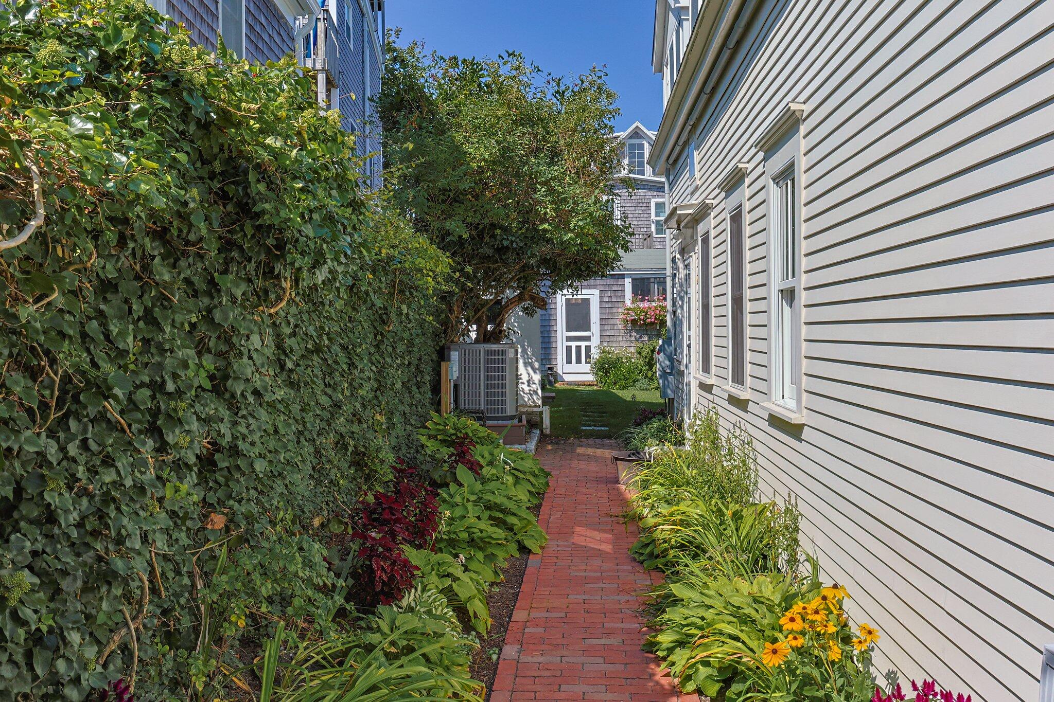 592 Commercial Street Provincetown, MA 02657 - Photo 56 of 72 56-web-or-mls-592-commercial-st