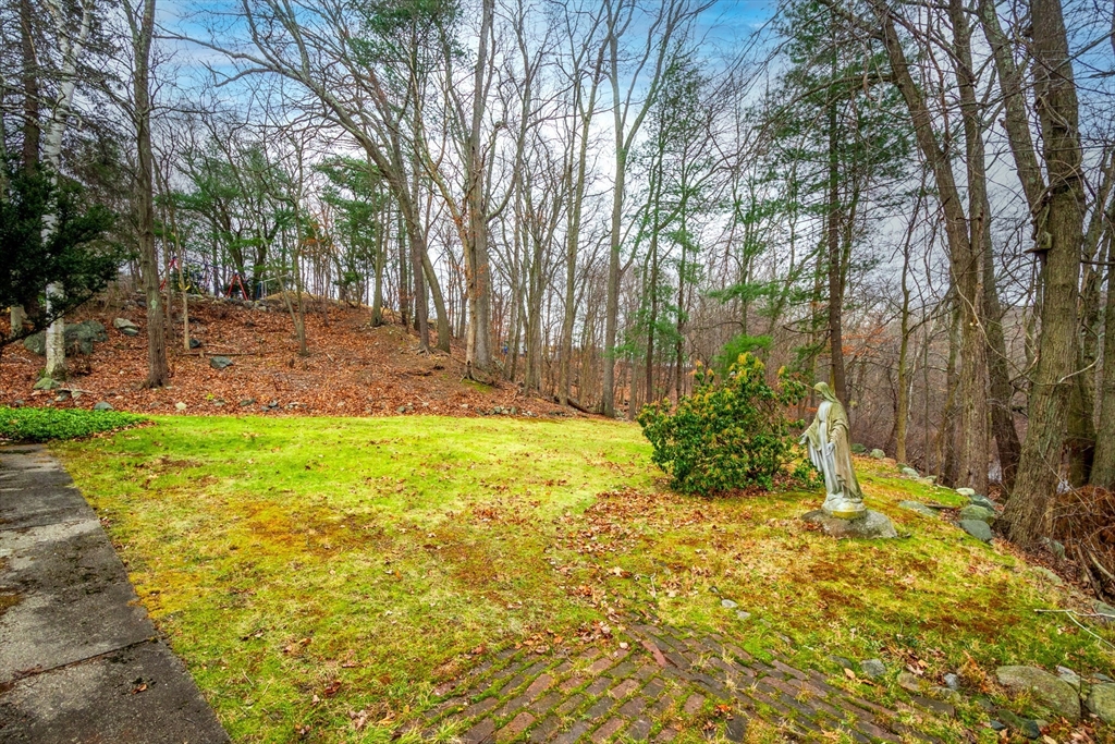 7 Grace Road Woburn, MA 01801 - Photo 24 of 27