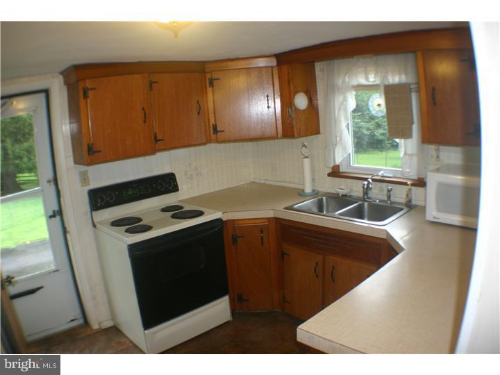 1335 Old Schuylkill Road Spring City, PA 19475 - Photo 3 of 18 Kitchen