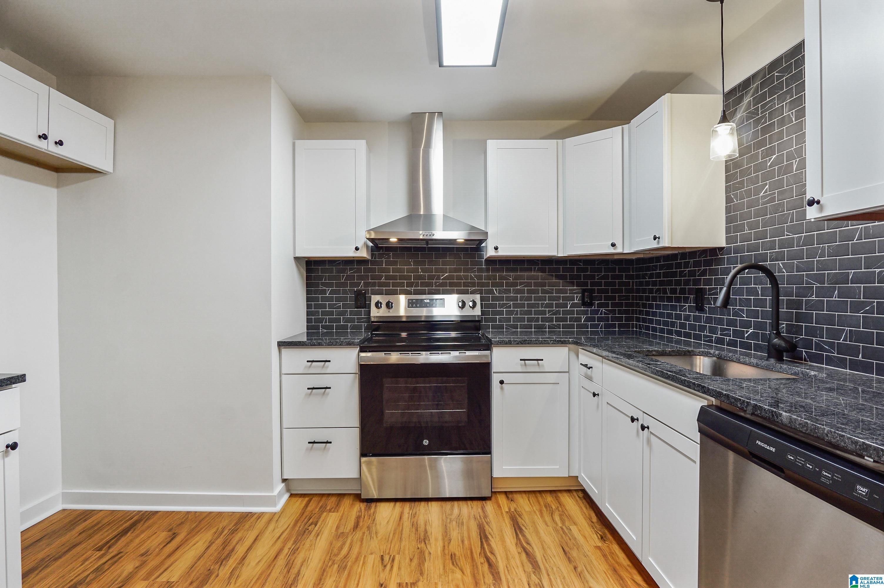 1136 Montclair Road Birmingham, AL 35213 - Photo 17 of 33 Gallery Image 17