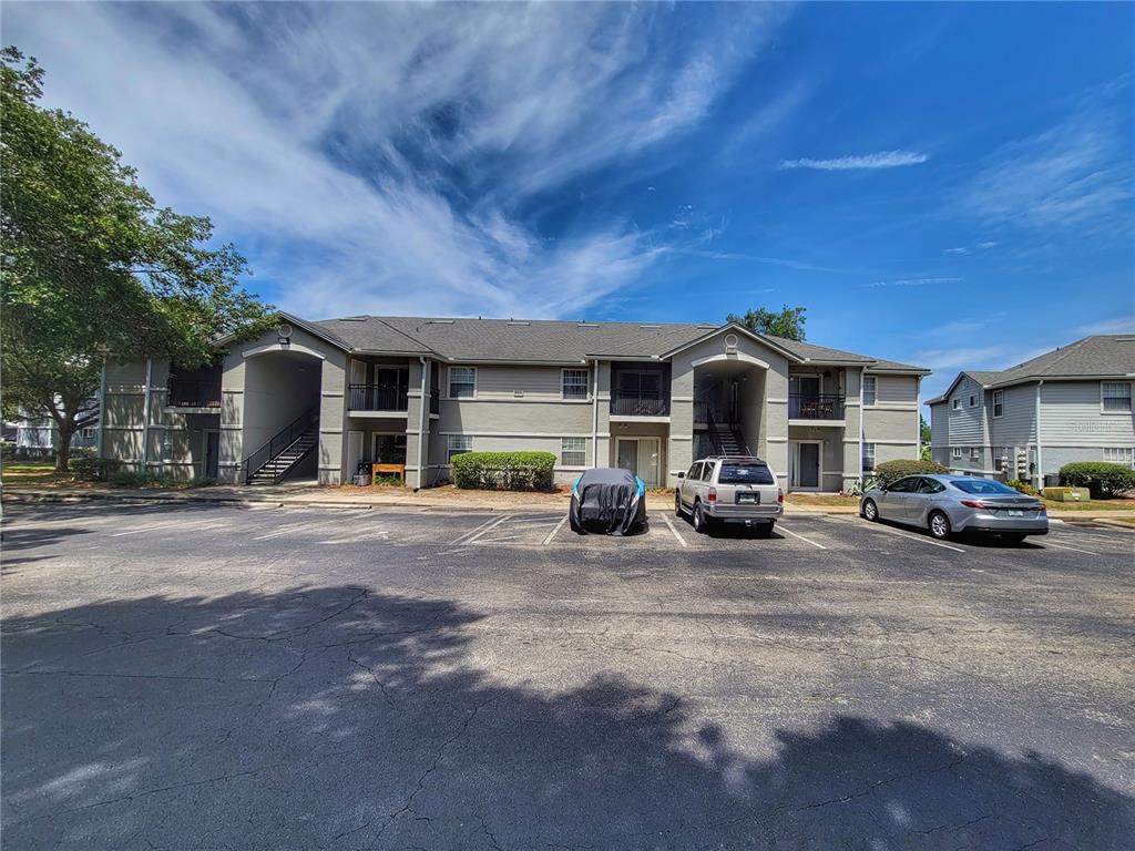 3705 Southwest 27th Street, Unit 818 Gainesville, FL 32608 - Photo 2 of 45