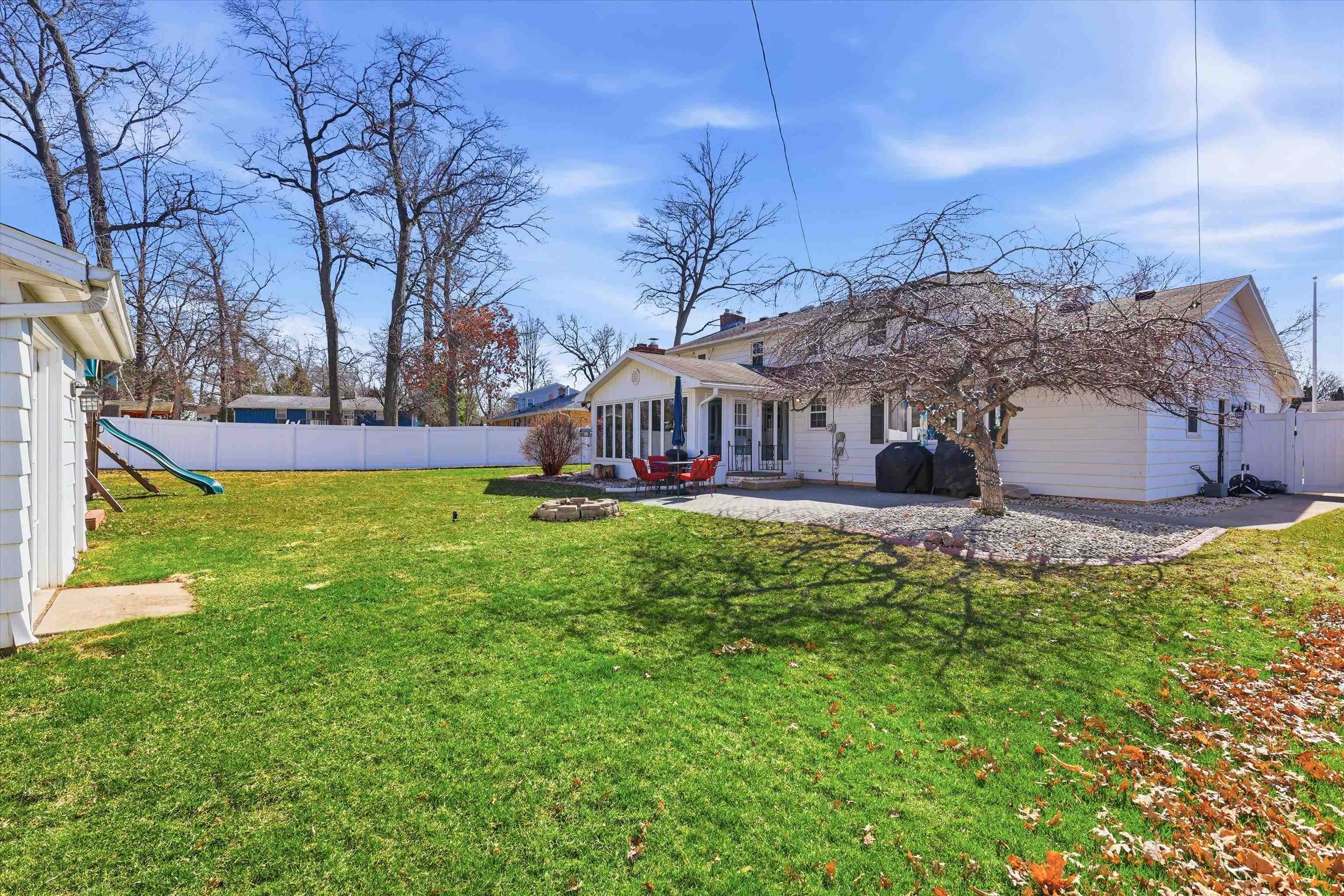 1427 Springdale Lane Green Bay, WI 54304 - Photo 31 of 31