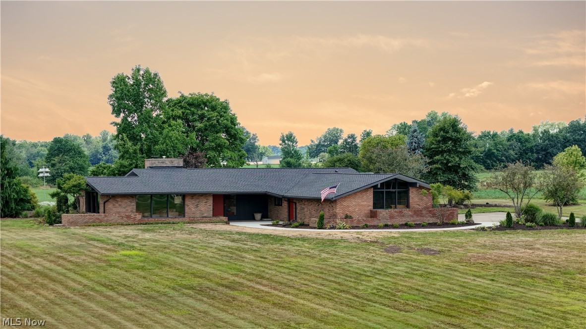 22199 Center Road Alliance, OH 44601 - Photo 35 of 40
