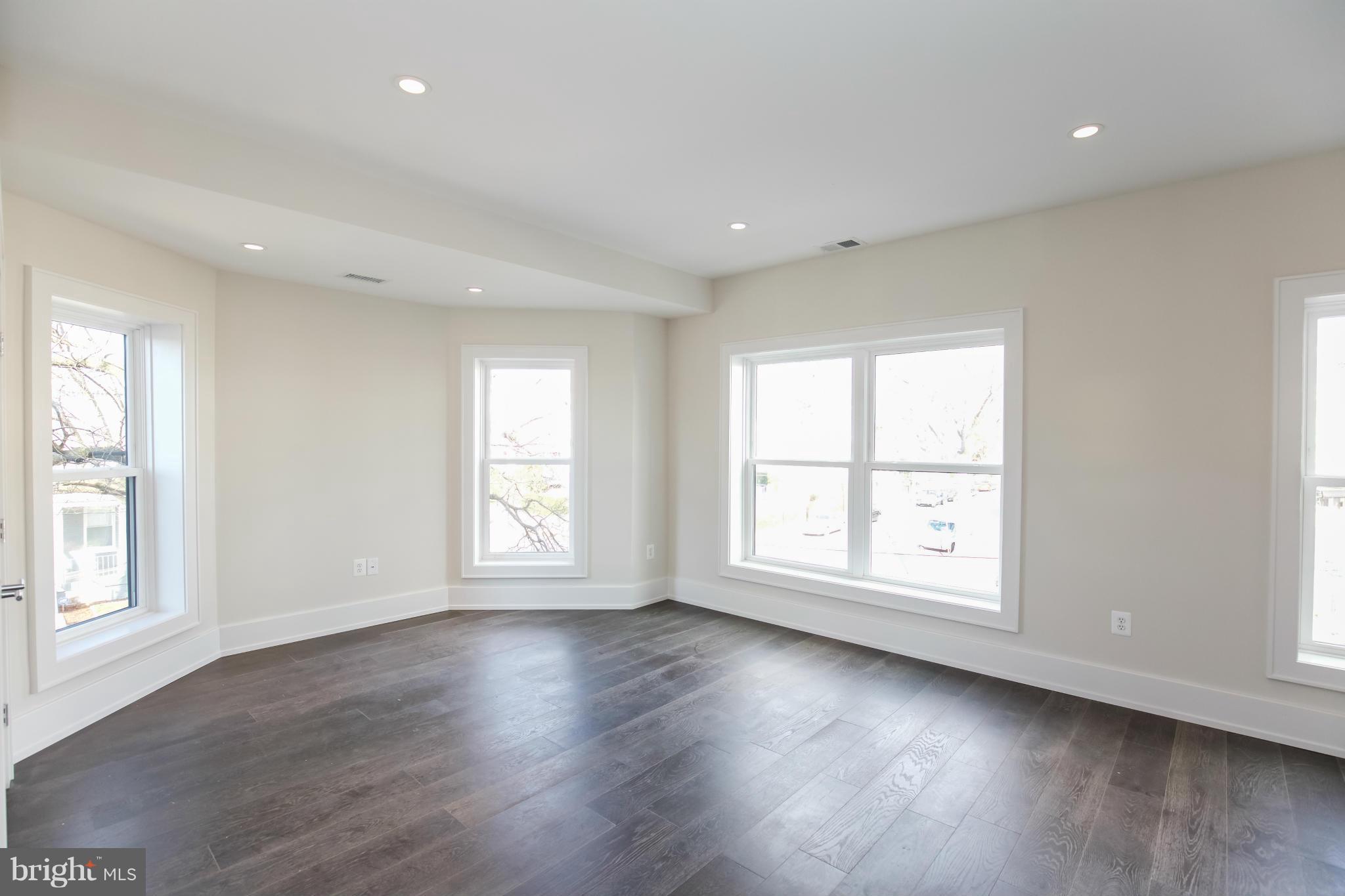456 Randolph Street Northwest, Unit 1 Washington, DC 20011 - Photo 11 of 26 Interior (General)