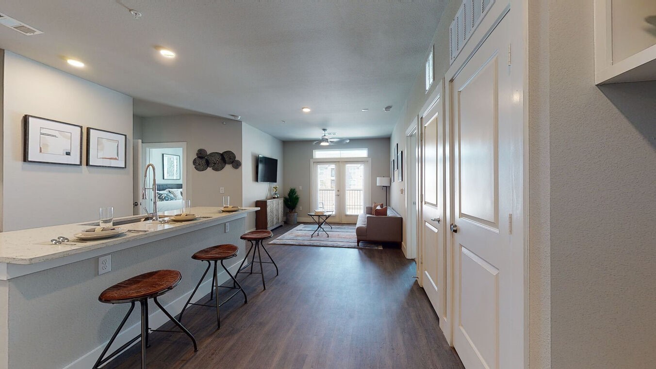 24002 Colonial Parkway, Unit 6130 Katy, TX 77493 - Photo 10 of 31 a large room with lots of table and chairs