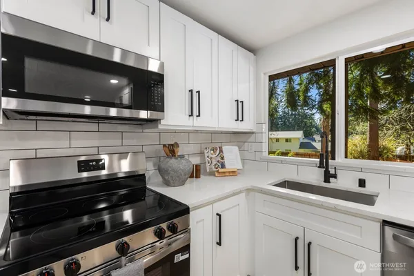 $1,049,000 | 19810 32nd Avenue Southeast, Bothell, WA 98012