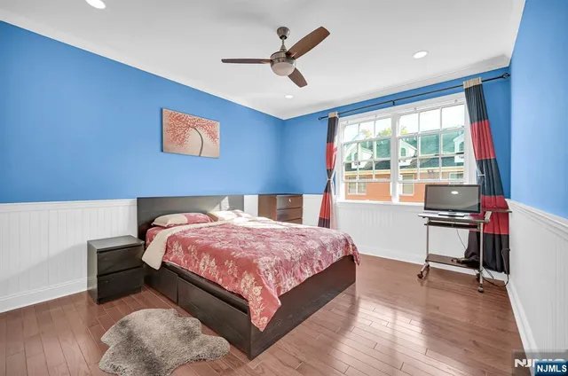 $1,200,000 | 6 Gable Walk, Livingston, NJ 07039