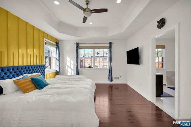 $1,200,000 | 6 Gable Walk, Livingston, NJ 07039