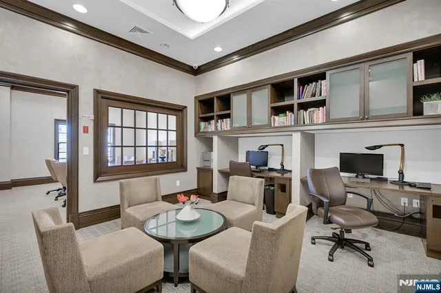 $1,200,000 | 6 Gable Walk, Livingston, NJ 07039