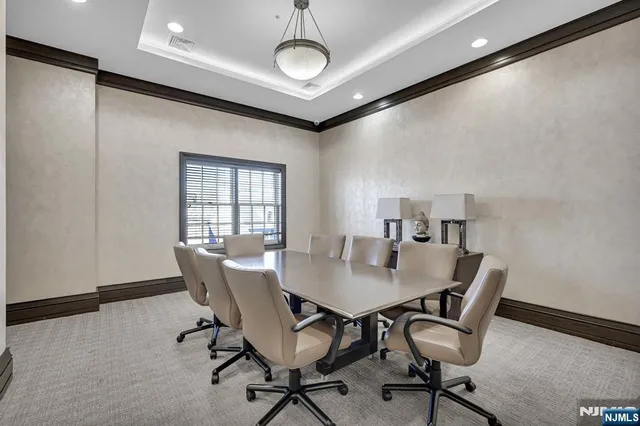 $1,200,000 | 6 Gable Walk, Livingston, NJ 07039