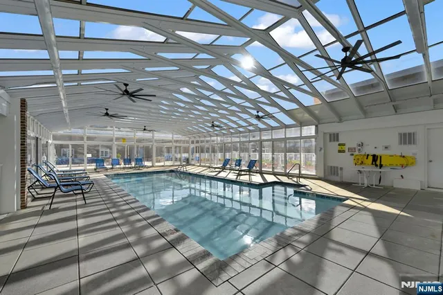 $1,200,000 | 6 Gable Walk, Livingston, NJ 07039