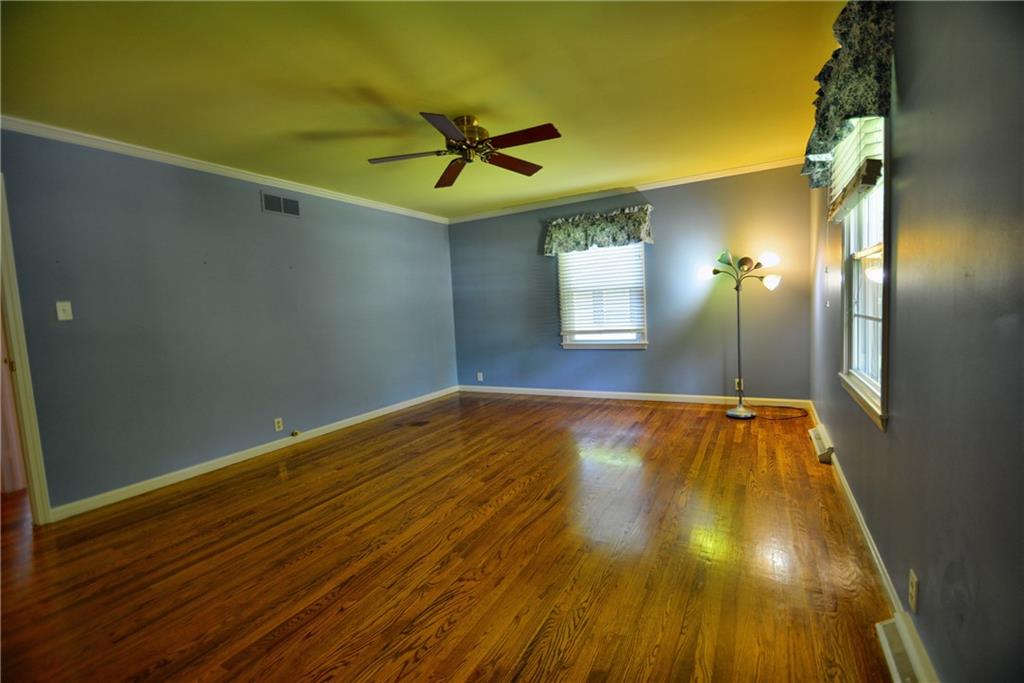 8131 Oakland Road Indianapolis, IN 46240 - Photo 12 of 17 Gallery Image 12