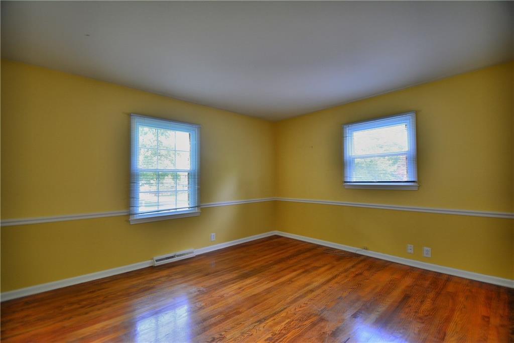 8131 Oakland Road Indianapolis, IN 46240 - Photo 13 of 17 Gallery Image 13
