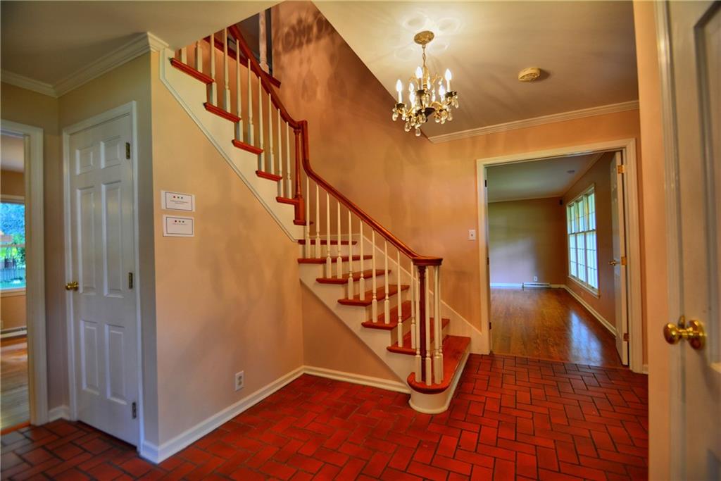 8131 Oakland Road Indianapolis, IN 46240 - Photo 8 of 17 Gallery Image 8