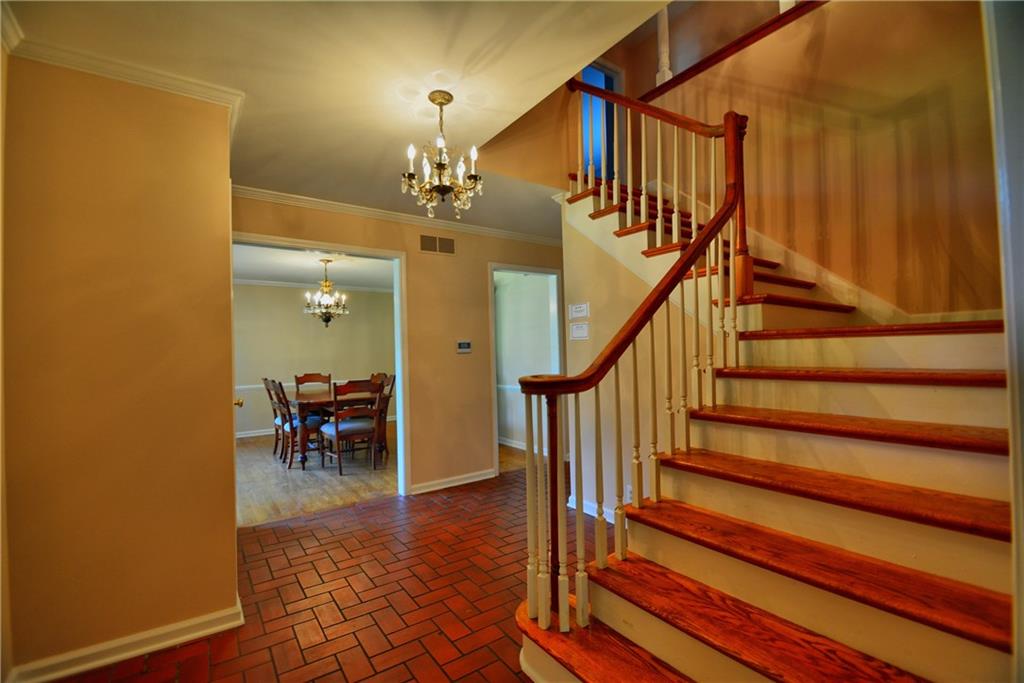 8131 Oakland Road Indianapolis, IN 46240 - Photo 9 of 17 Gallery Image 9