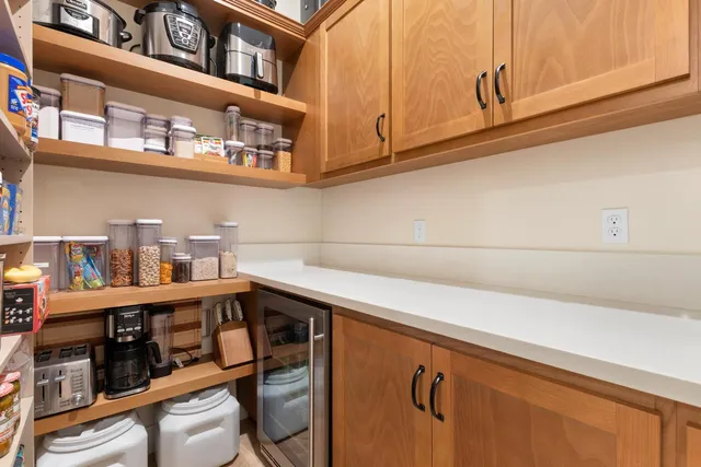 $1,250,000 | 2101 Via Prego, Oakdale, CA 95361