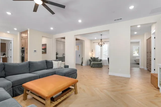 $1,250,000 | 2101 Via Prego, Oakdale, CA 95361