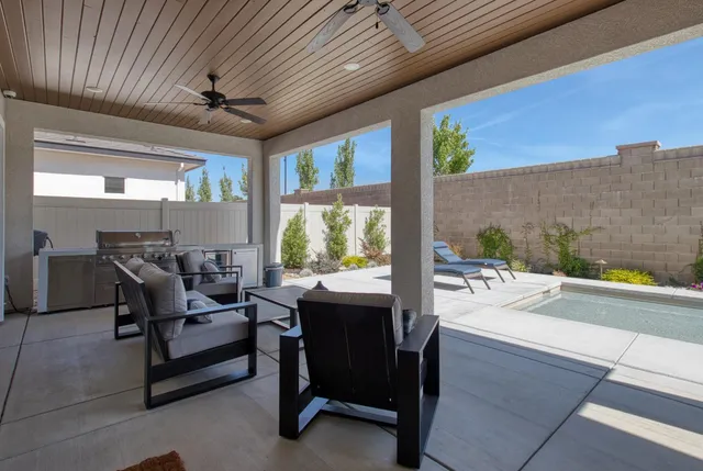 $1,250,000 | 2101 Via Prego, Oakdale, CA 95361