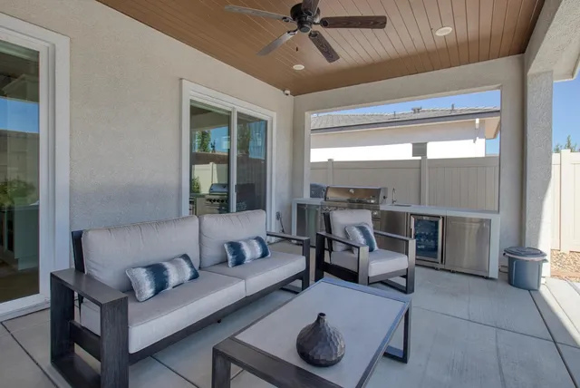 $1,250,000 | 2101 Via Prego, Oakdale, CA 95361