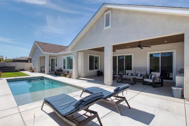 $1,250,000 | 2101 Via Prego, Oakdale, CA 95361